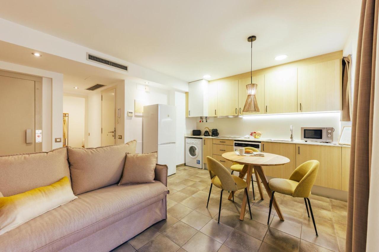 Bravissimo Mercadal 3, One-bedroom Sofa Bed Apartment Girona